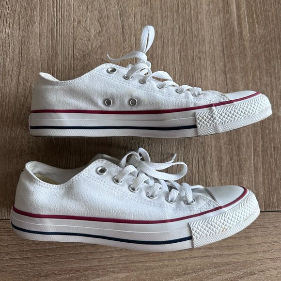 Converse Chuck Taylor All-Star Canvas Low-
Top Sneakers White Women's 9 - Picture 3 of 15